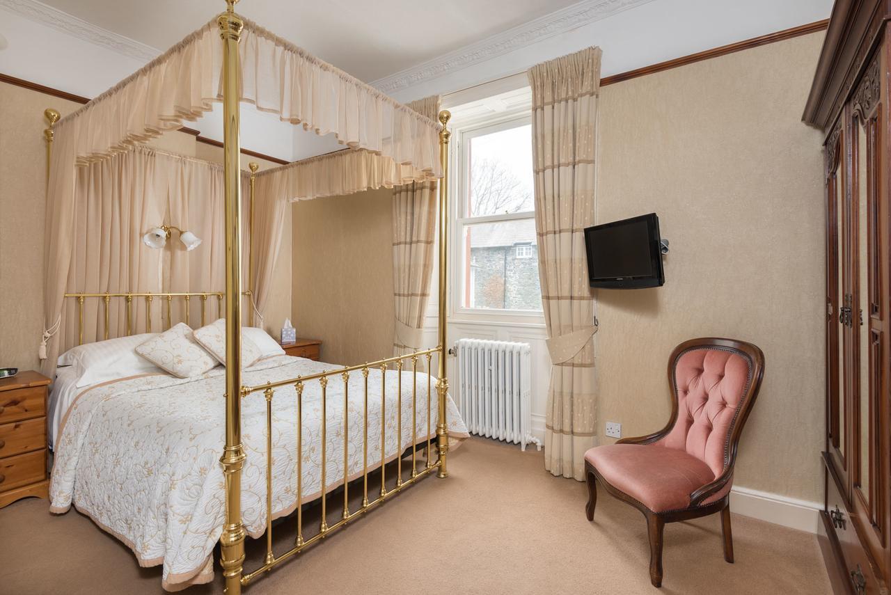 Отель Acorn House Кесвик Экстерьер фото
