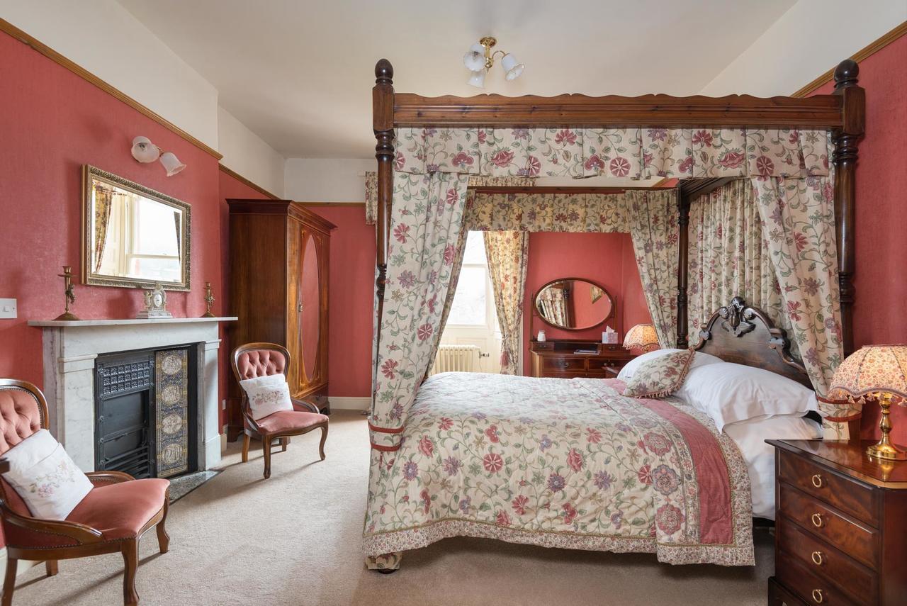 Отель Acorn House Кесвик Экстерьер фото